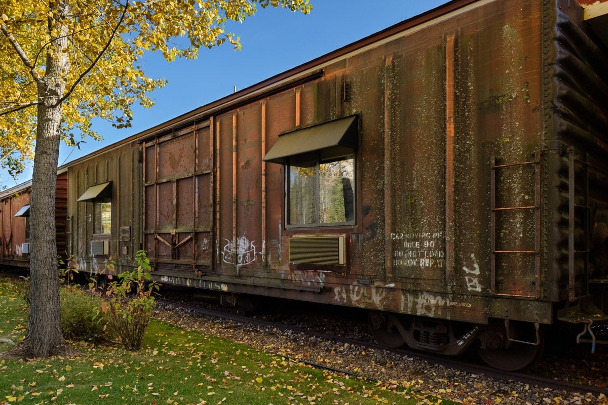 Northern Rail Traincar Inn