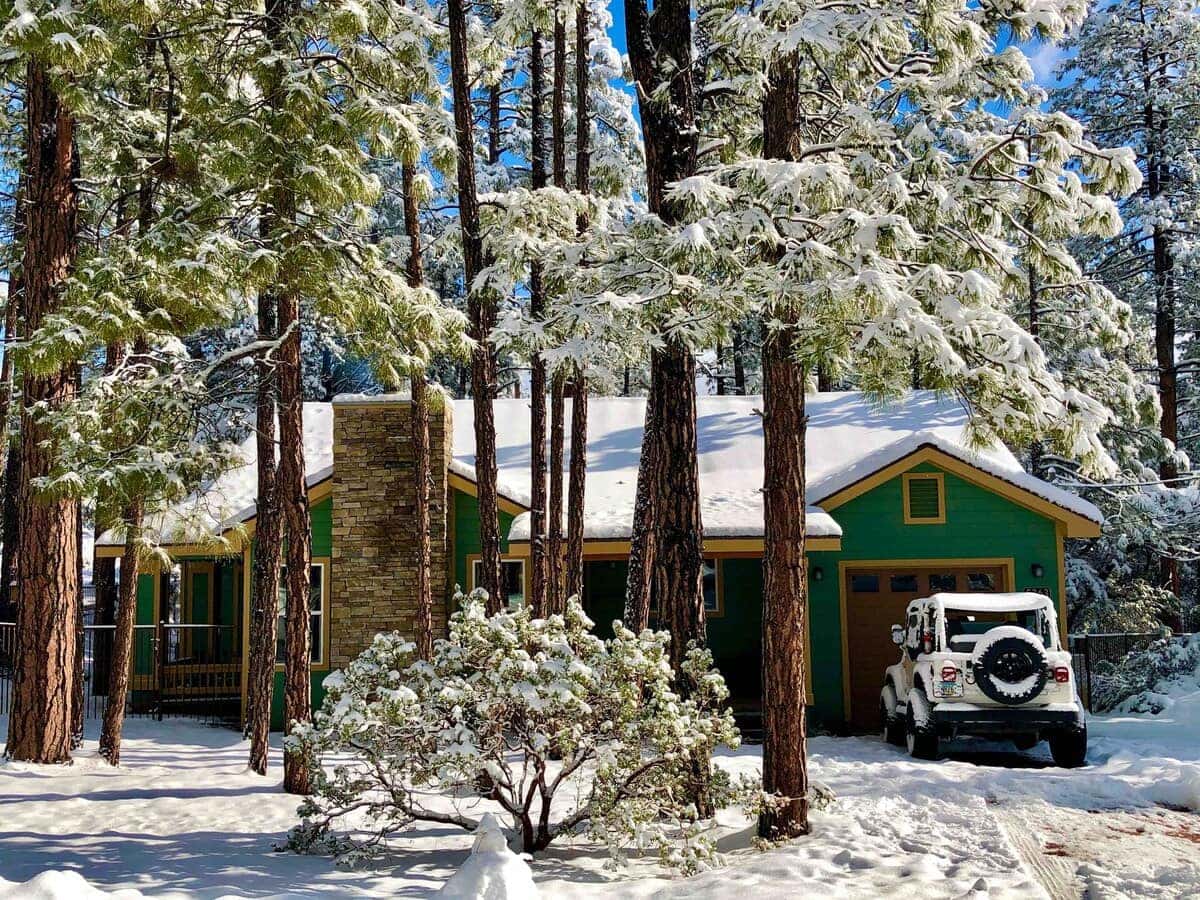 Strawberry Bliss Cabin