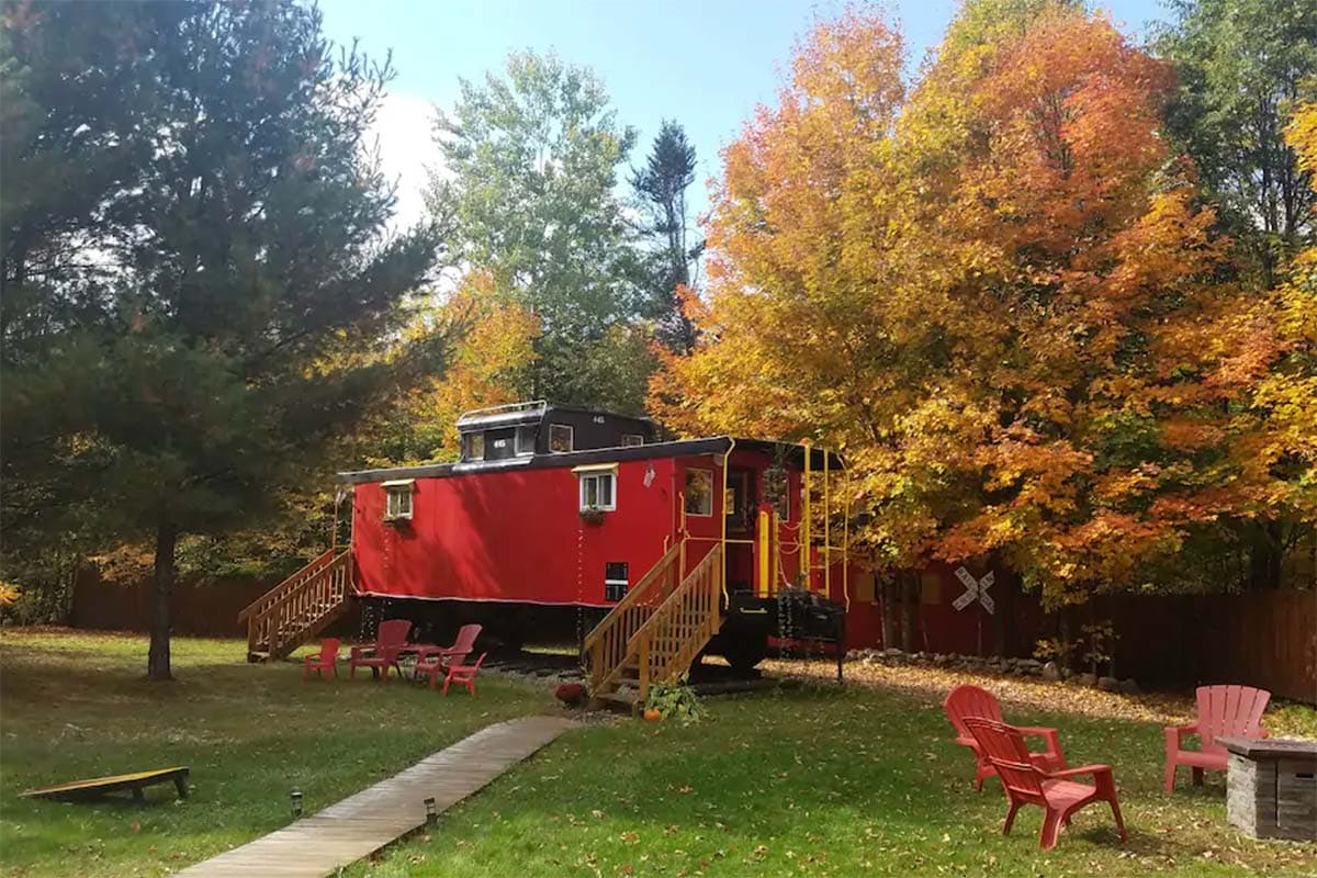 caboose glamping new hampshire