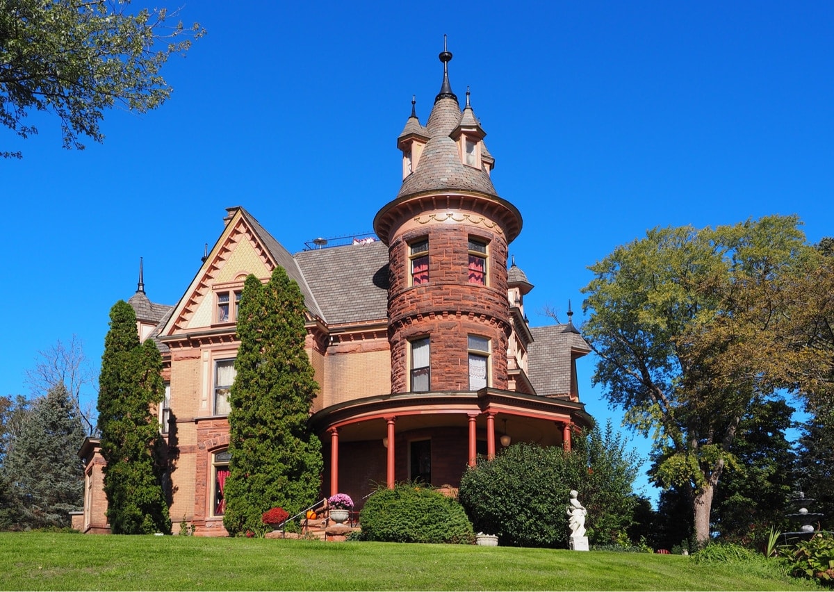 Henderson Castle michigan