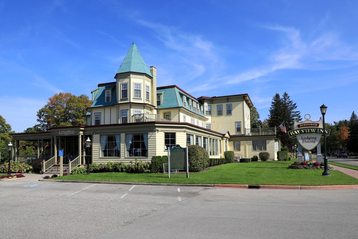 Stafford’s Bay View Inn