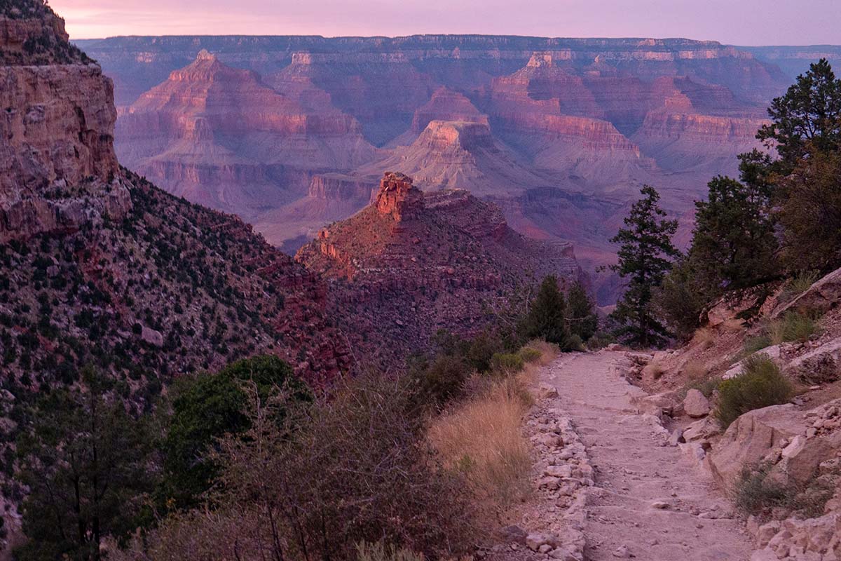 bright angel - vegas to grand canyon road trip