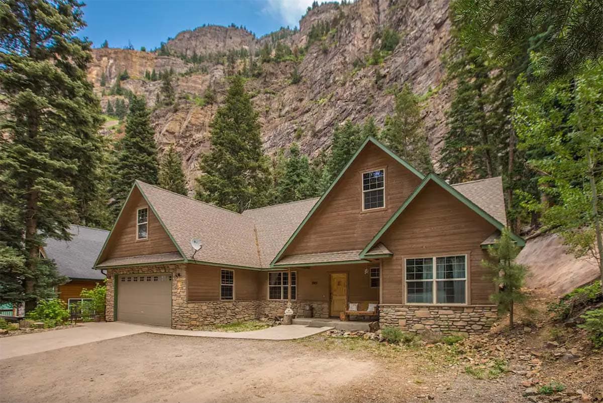 mountain cabin in ouray