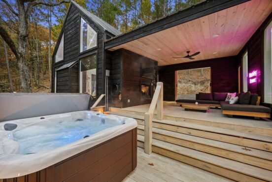 broken bow cabin rentals with hot tub