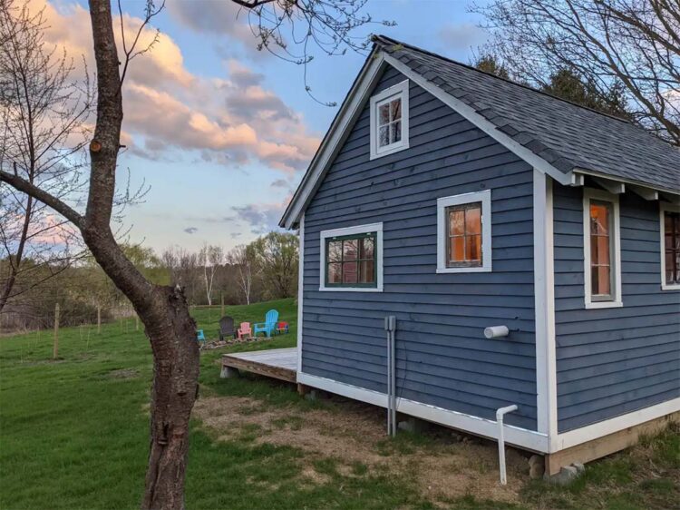 Terrific Tiny House Rentals in Upstate New York - Territory Supply