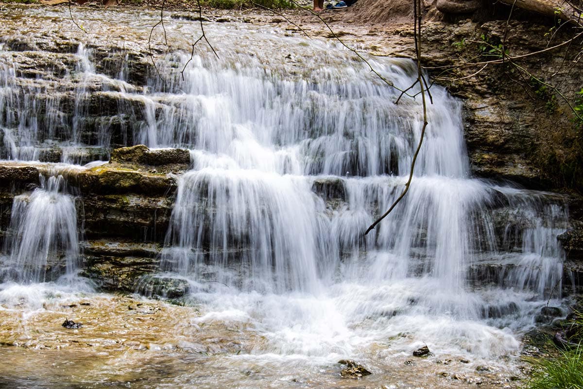 dallas to austin road trip - chalk ridge falls