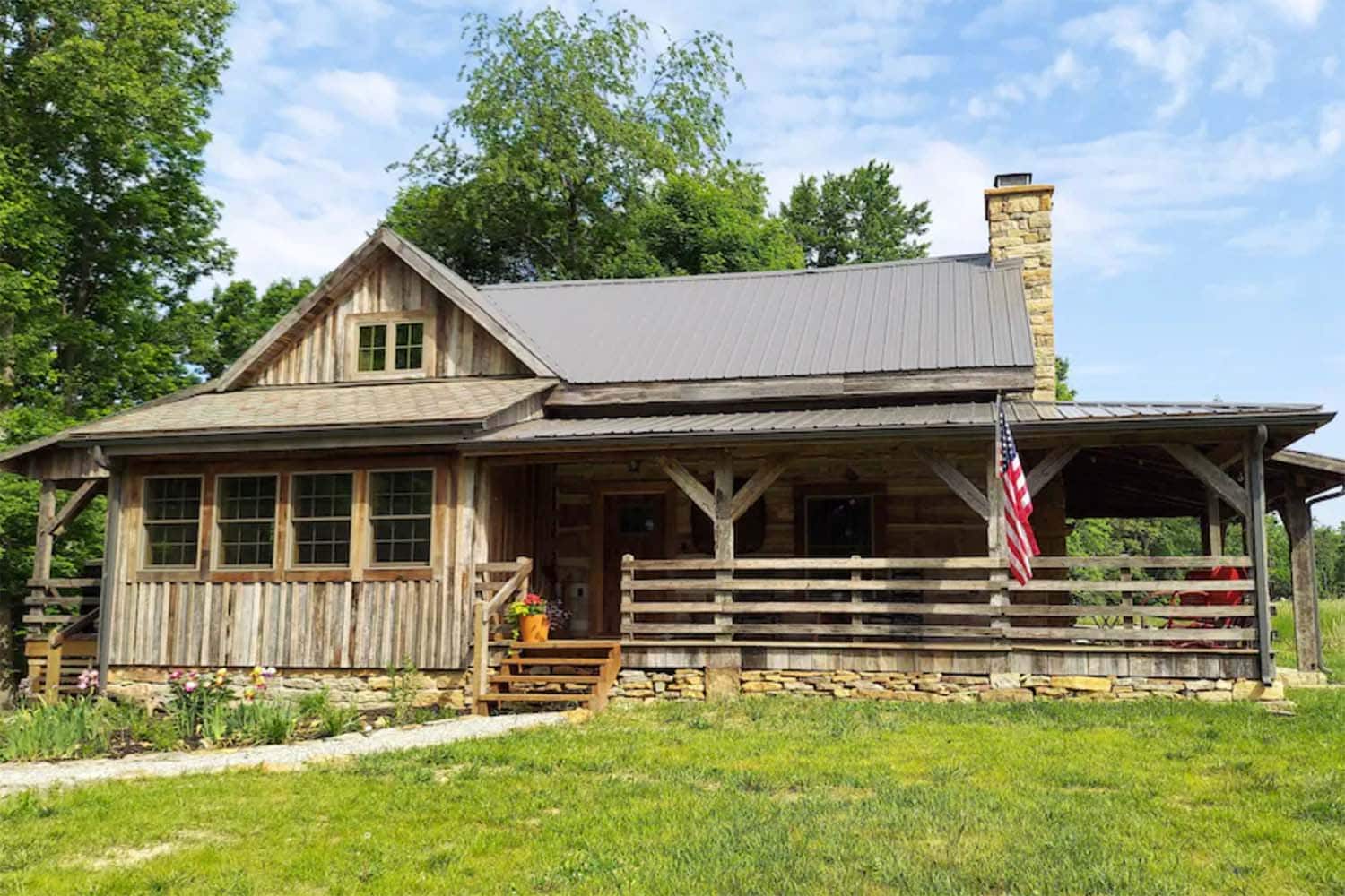 secluded cabin near cincinnati