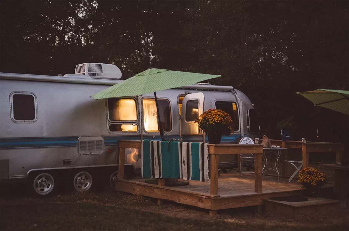 unique places to stay tennessee - airstream
