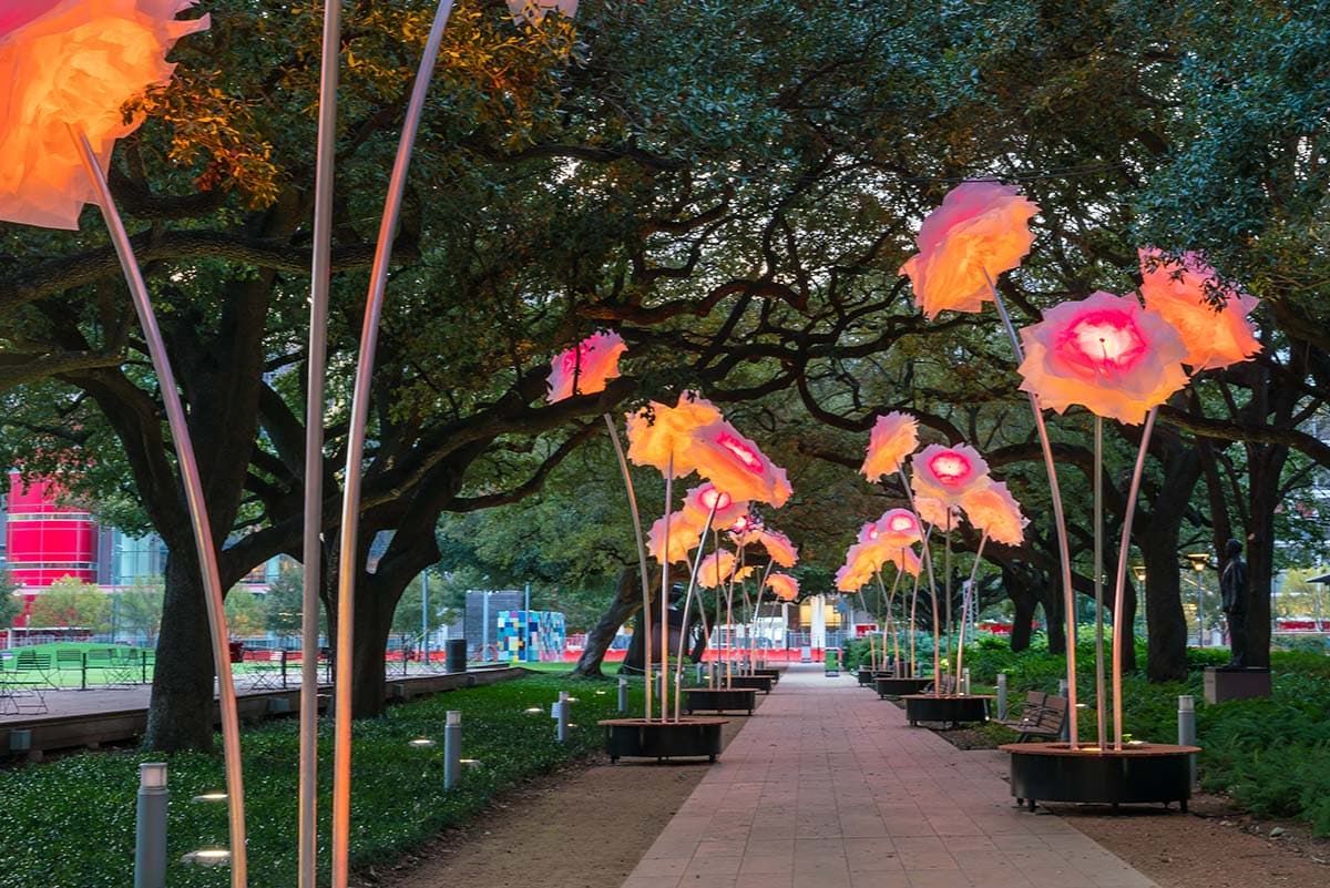 free things to do houston - Discovery Green