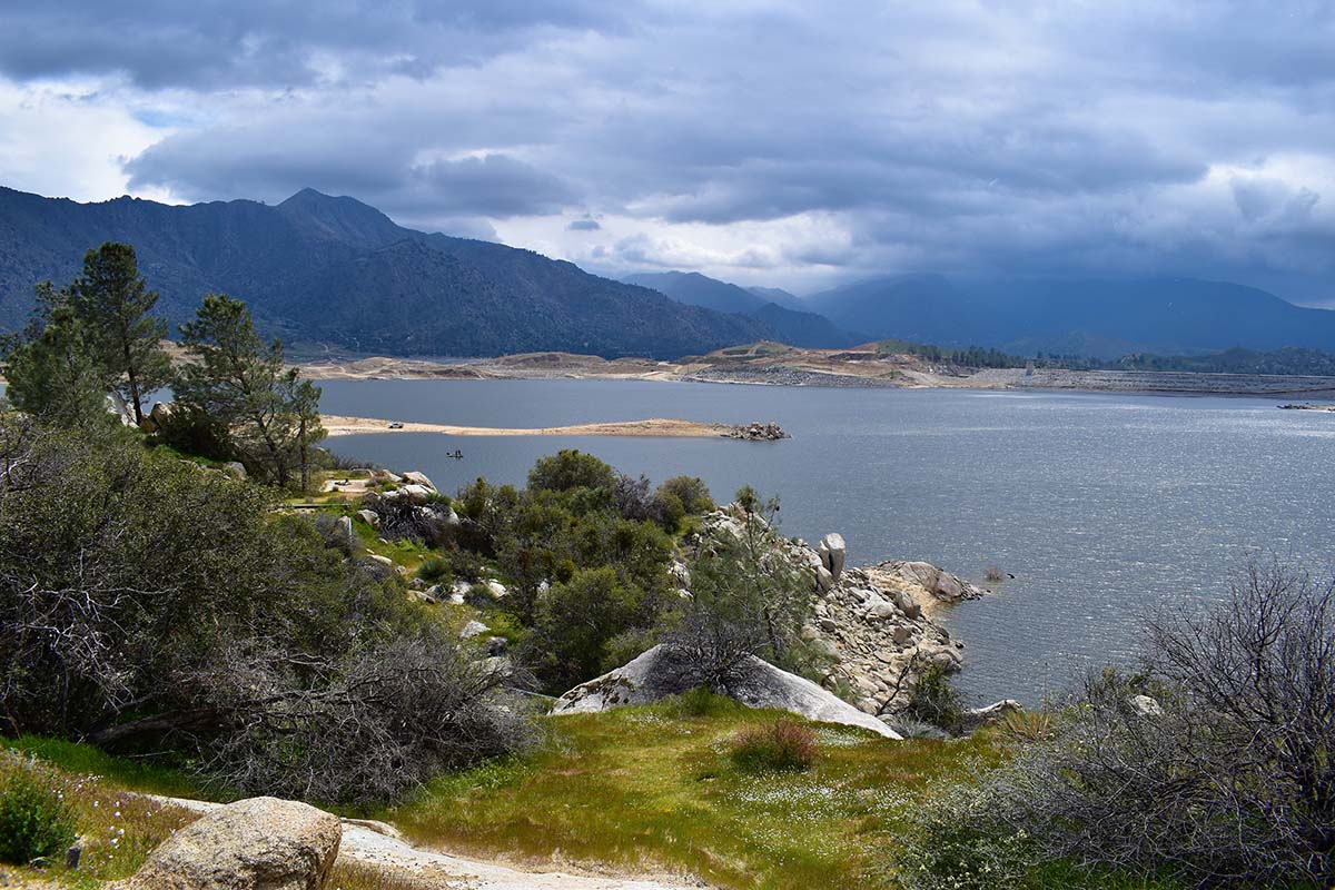 la to yosemite road trip - Lake Isabella