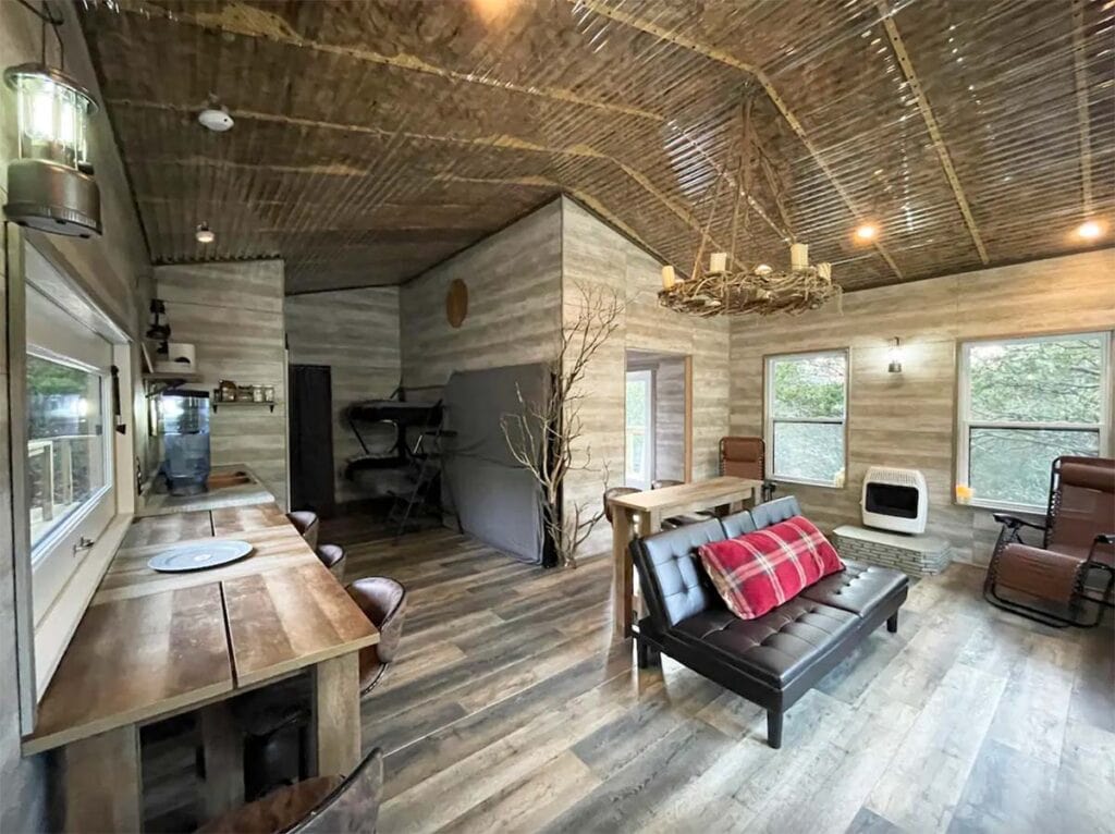 10 Best Tiny House Rentals in Missouri for Big Adventure - Territory Supply