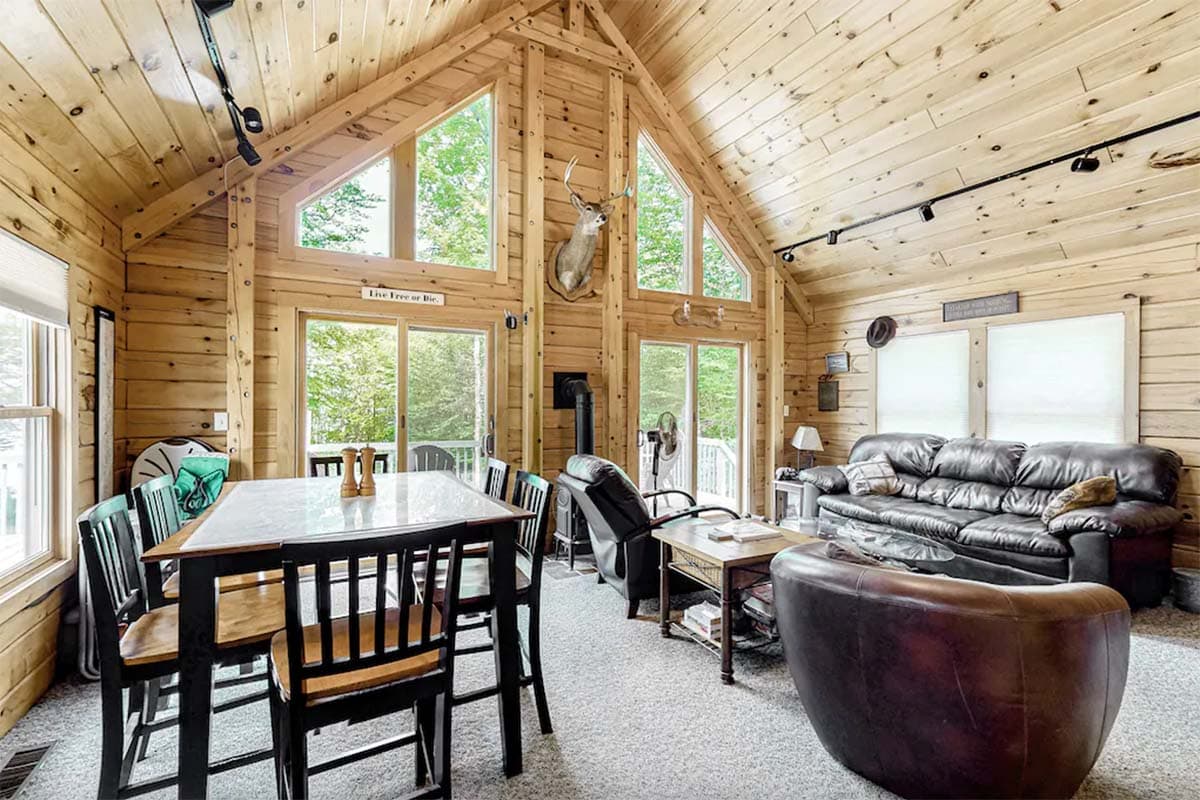 unique places to stay maine - lakefront cabin