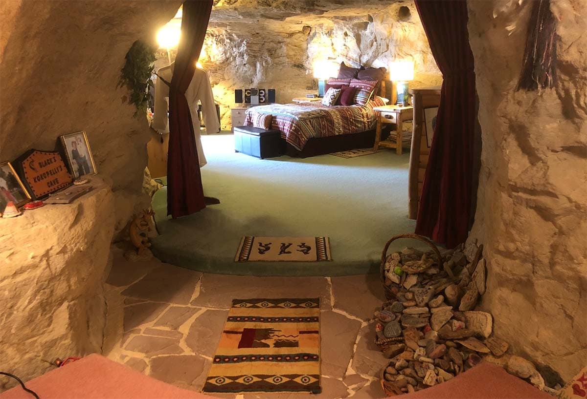 unique places to stay nm - kokopellis cave