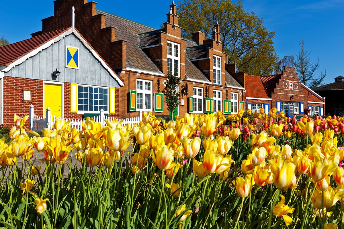 lake michigan small towns - Holland, Michigan