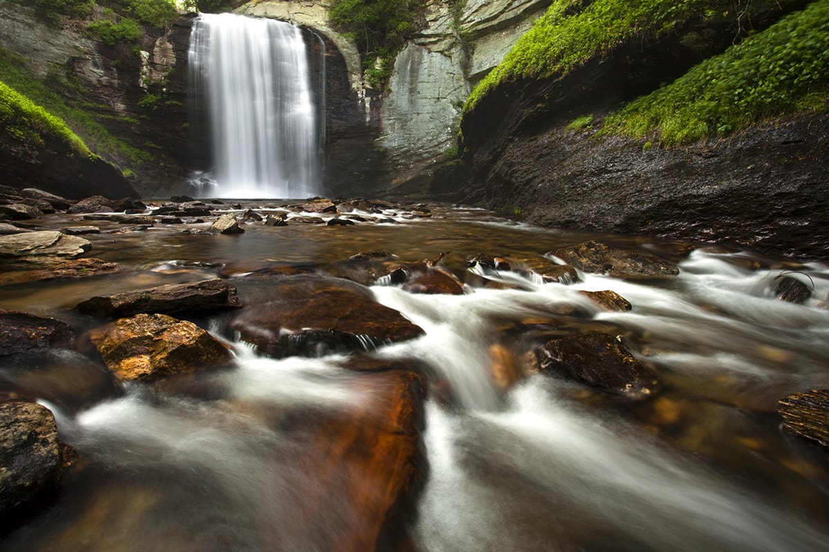 north carolina swimming holes - looking glass falls