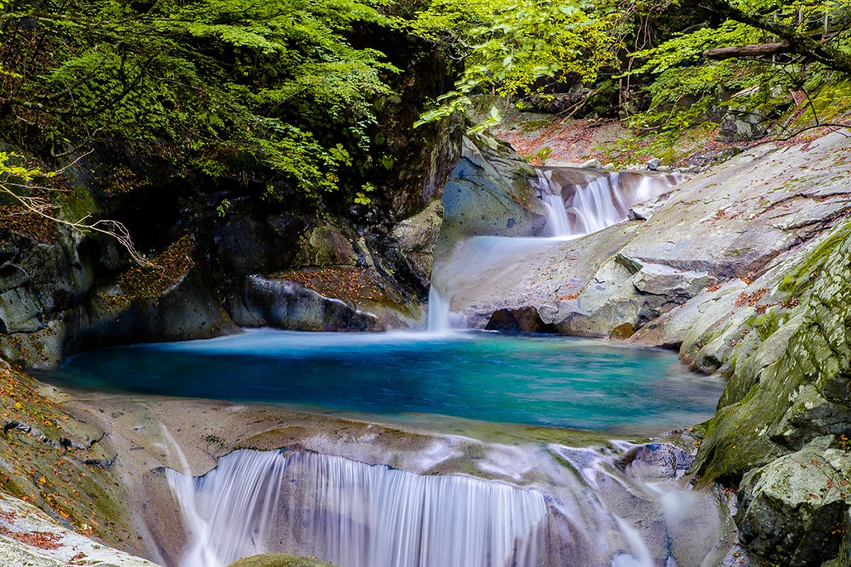 north carolina swimming holes - skinny dip falls