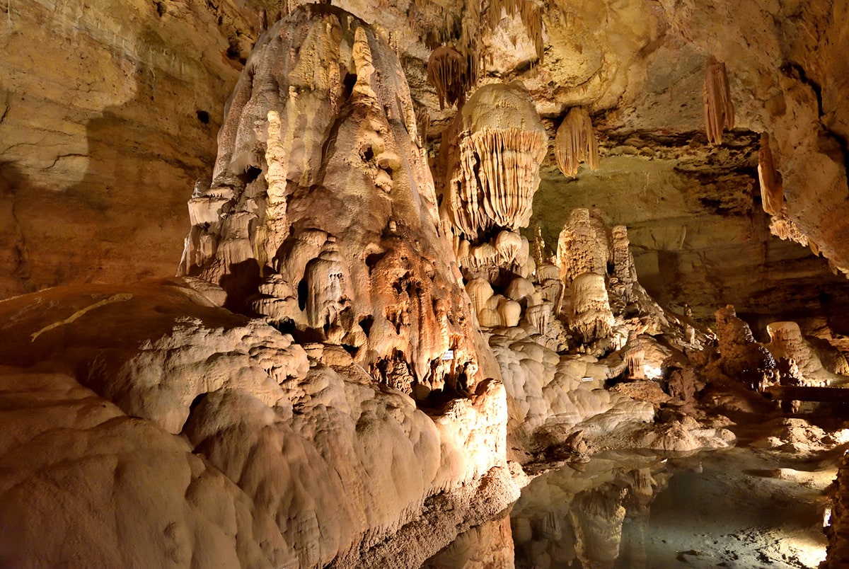 texas caves - Natural Bridge Caverns