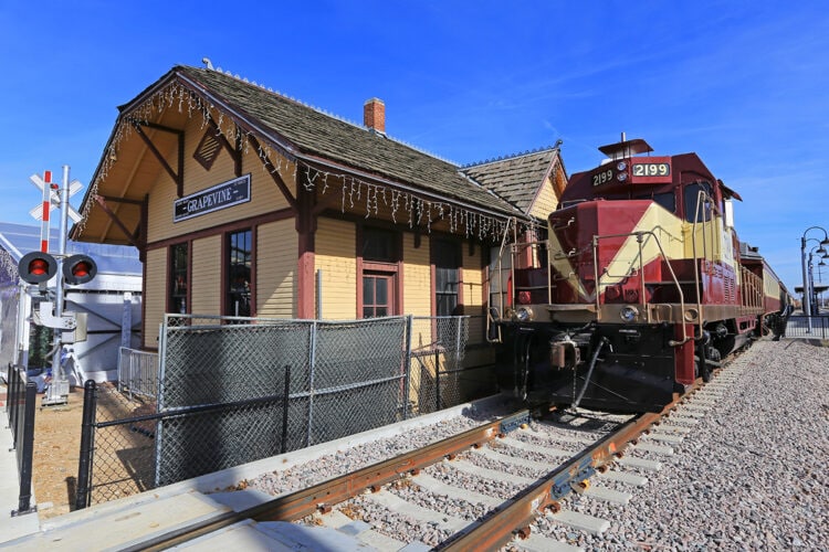 5 Must-Do Scenic Train Rides in Texas - Territory Supply