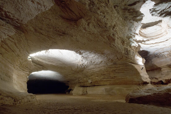 best caves in texas