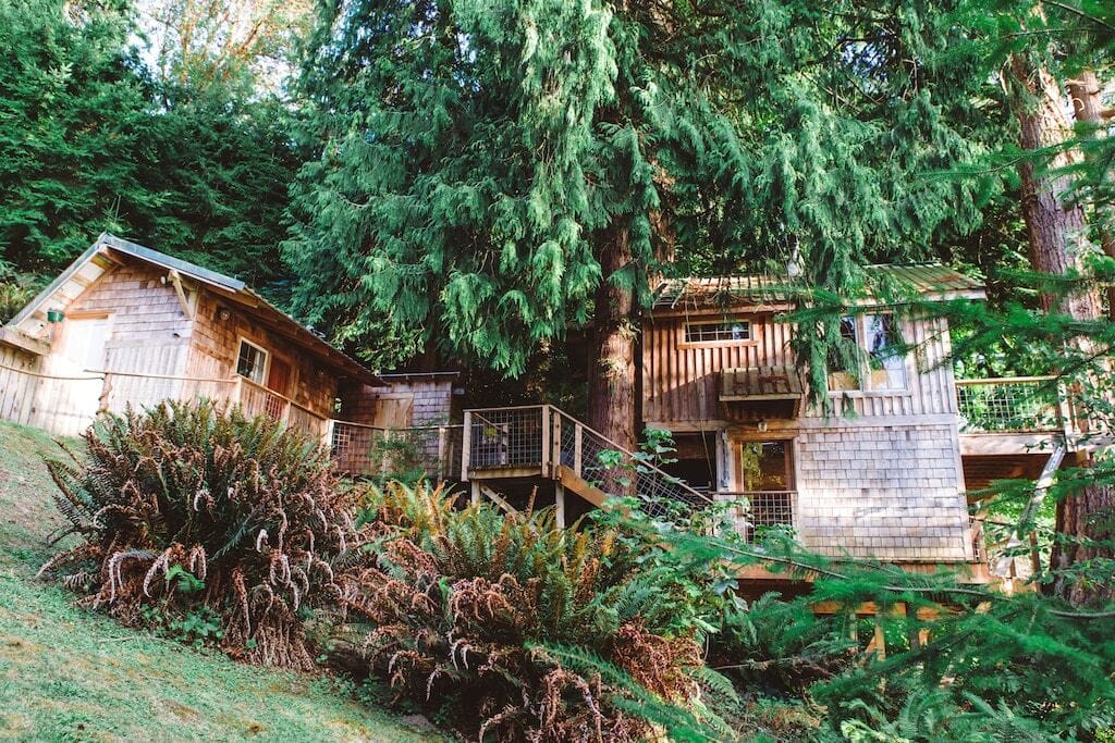 romantic treehouse near seattle