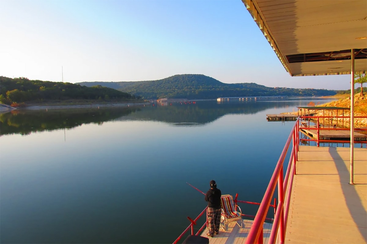 texas float house rental