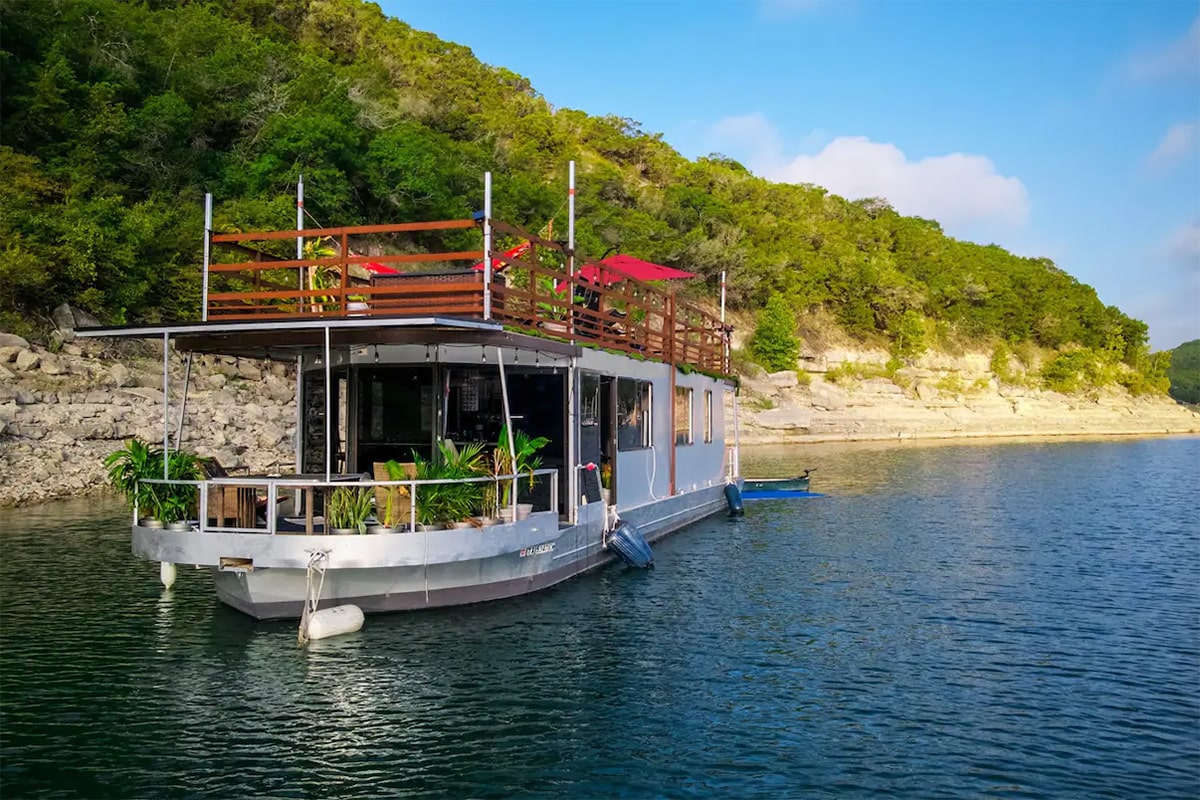 texas houseboat rental