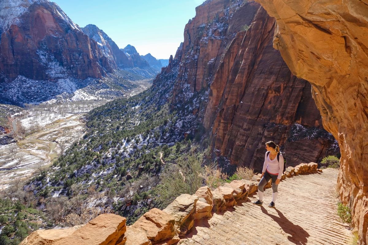 winter hiking in zion national park