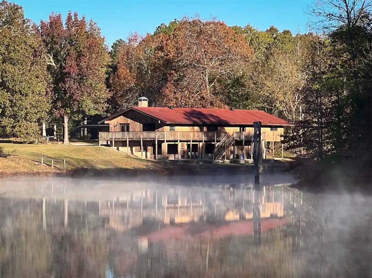 lakefront cabin little rock arkansas