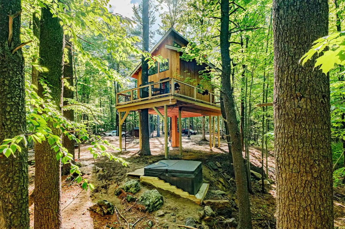 maine treehouse rental