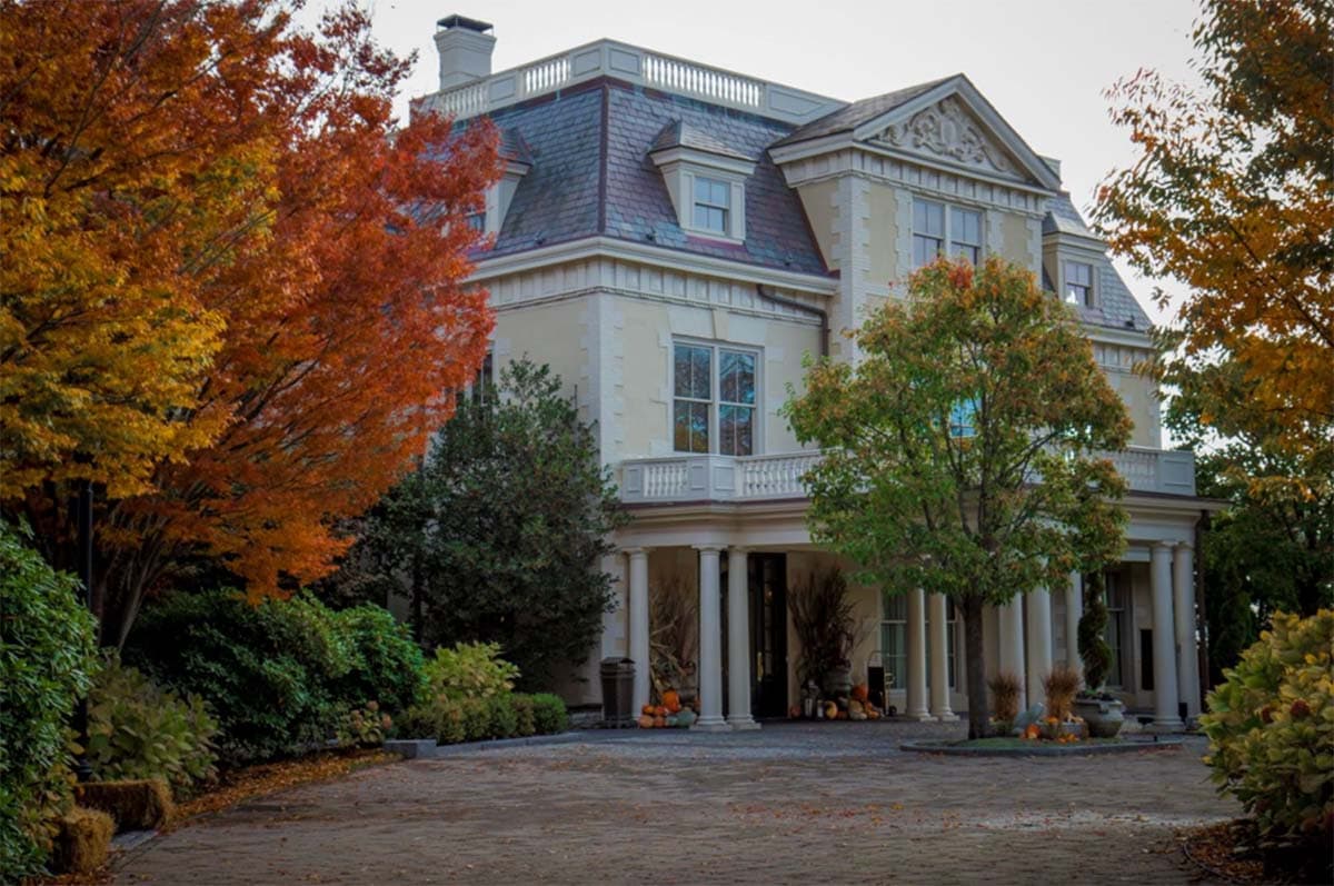 things to do rhode island fall- the chanler