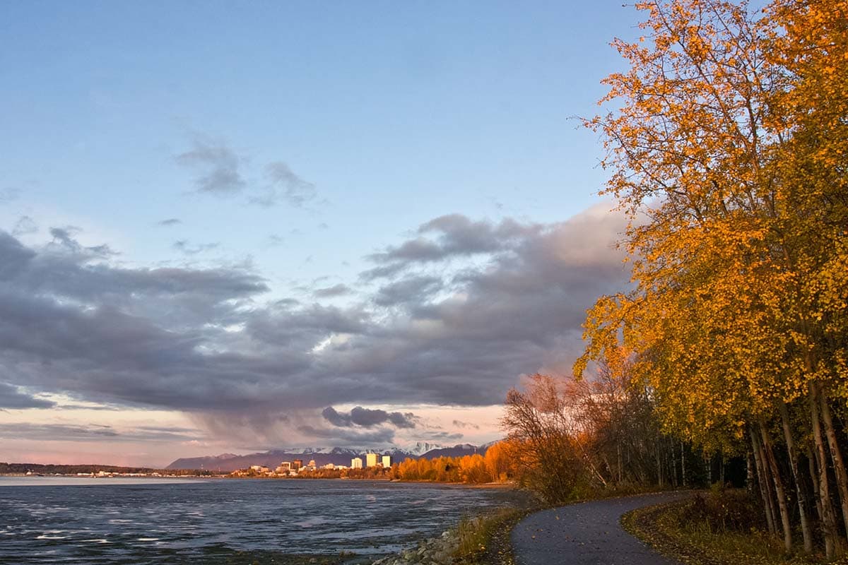 anchorage hikes - Tony Knowles Coastal Path