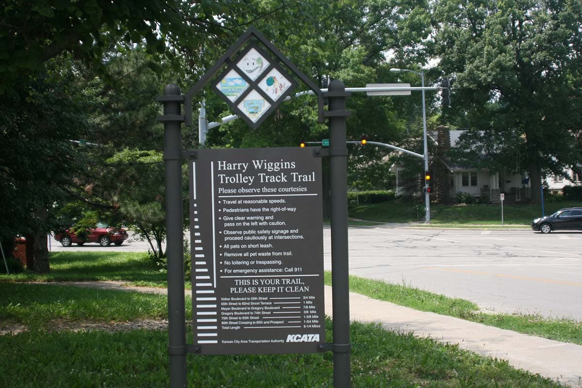free things to do kansas city- Harry Wiggins Trolley Track Trail