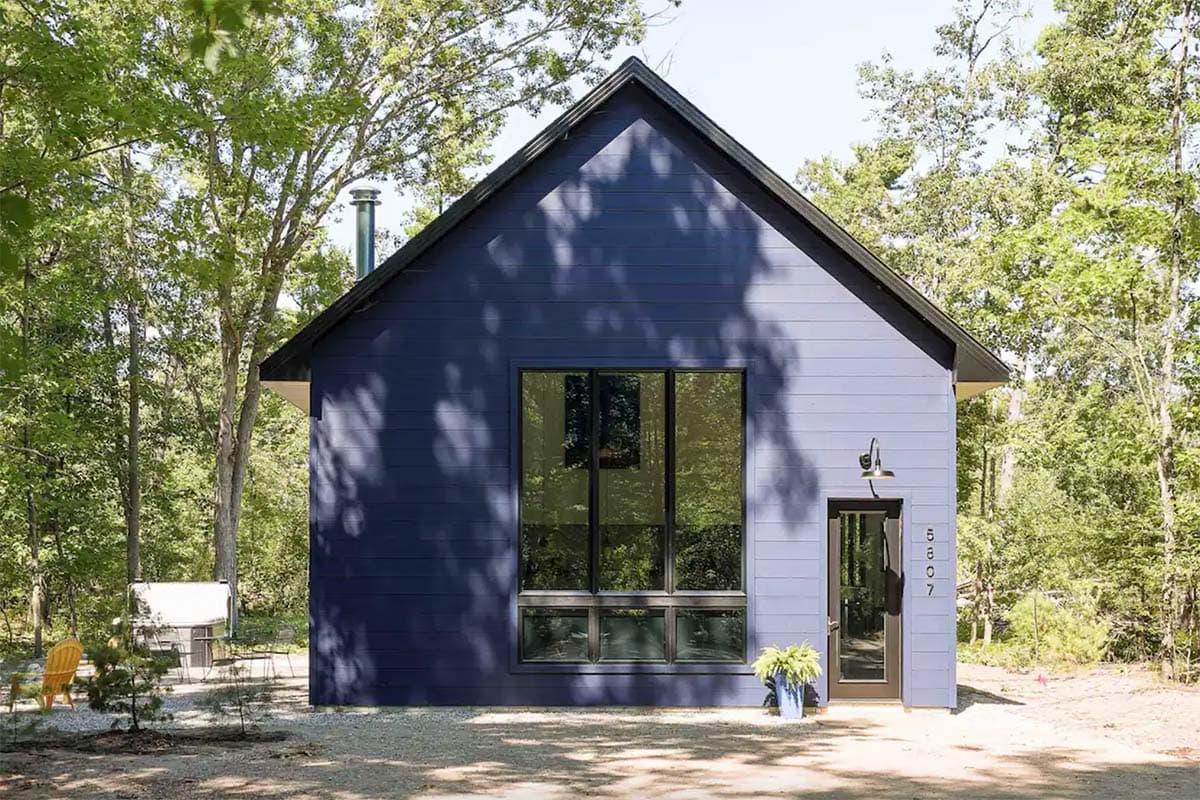 michigan hot tub cabin