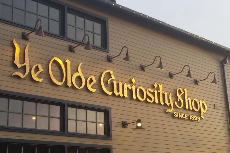 free things to do seattle - ye olde curiosity shop