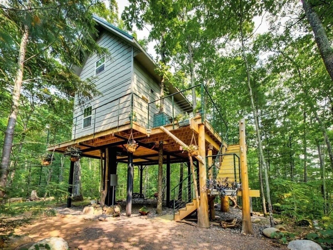 7 Enchanting Treehouse Rentals in Wisconsin - Territory Supply