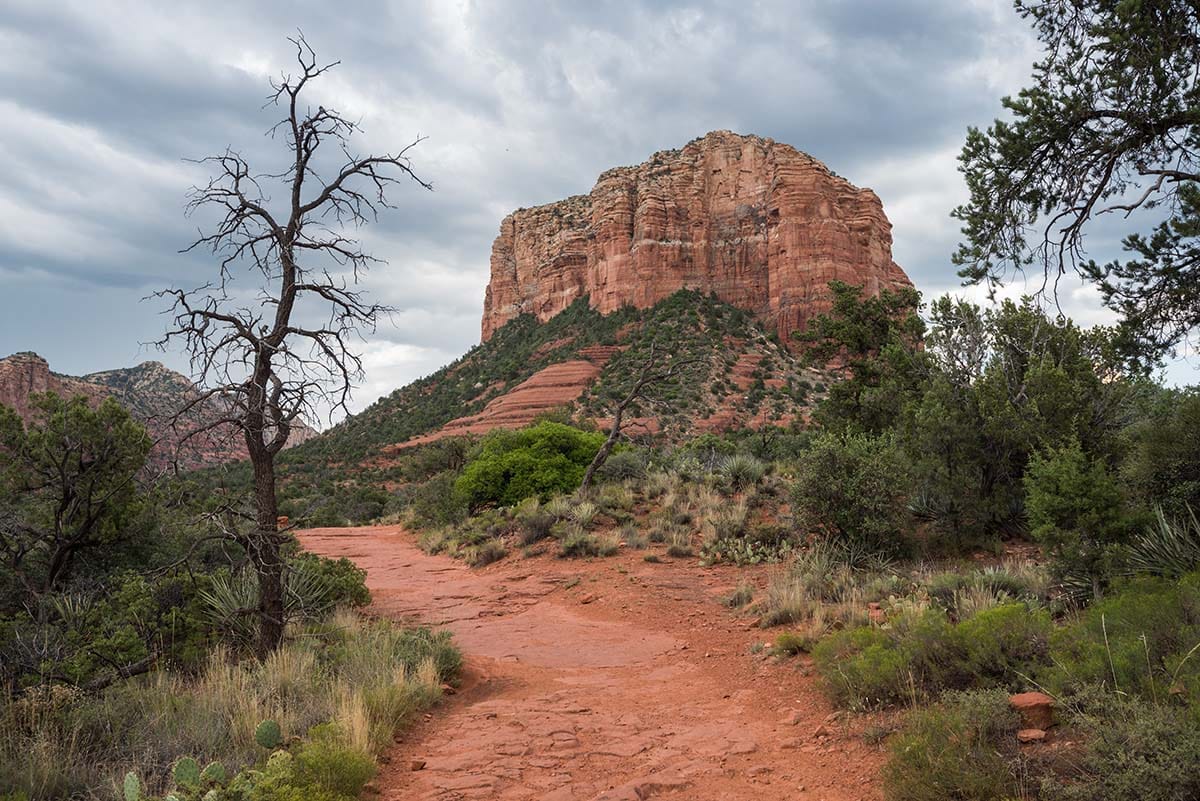 easy sedona hikes - courthouse butte
