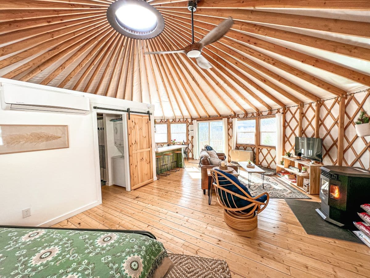 Birdsong Yurt maine