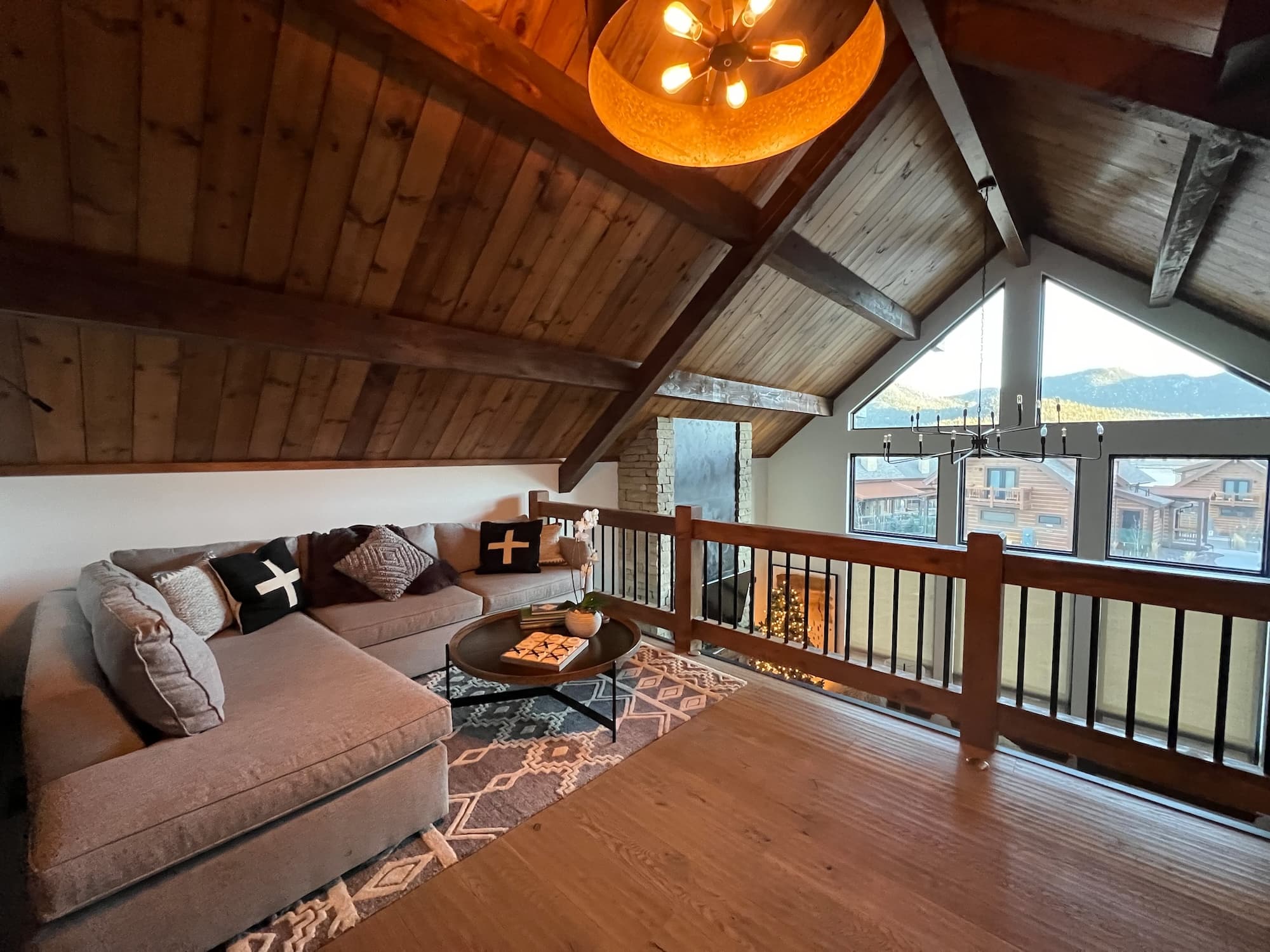 inside estes park cabin