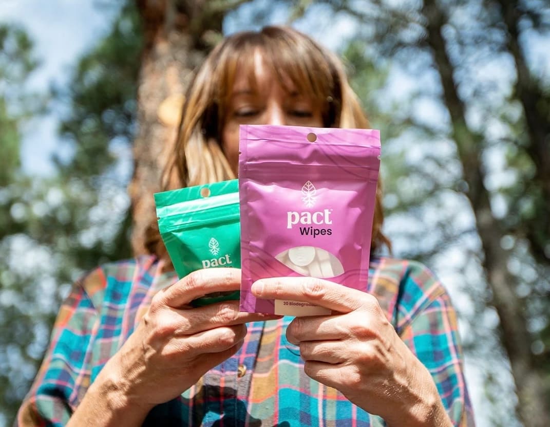 pact outdoor wipes